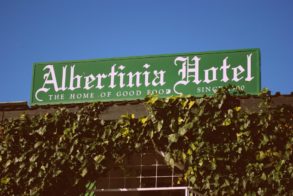 395902_459164807449760_1793979930_n