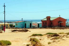 405882_346915922007983_383293096_n