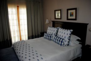 423245_374932955872946_2006139167_n