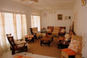 427574_365460116820230_892649776_n