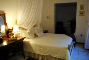 546522_418804961485745_572559502_n