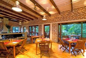 8b5244673218cc7e0b75bb6aee7af2b2