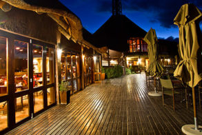 Buffelsdrift-Game-Lodge-Restaurant-3