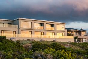 25398927_1655699721160110_3171383407062259080_n