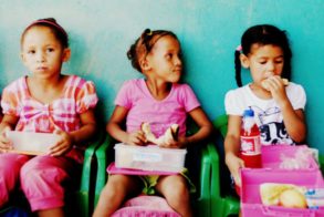 430239_354211631278412_582903481_n