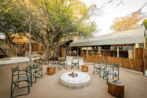 Bundox Safari Lodge Open Air Boma